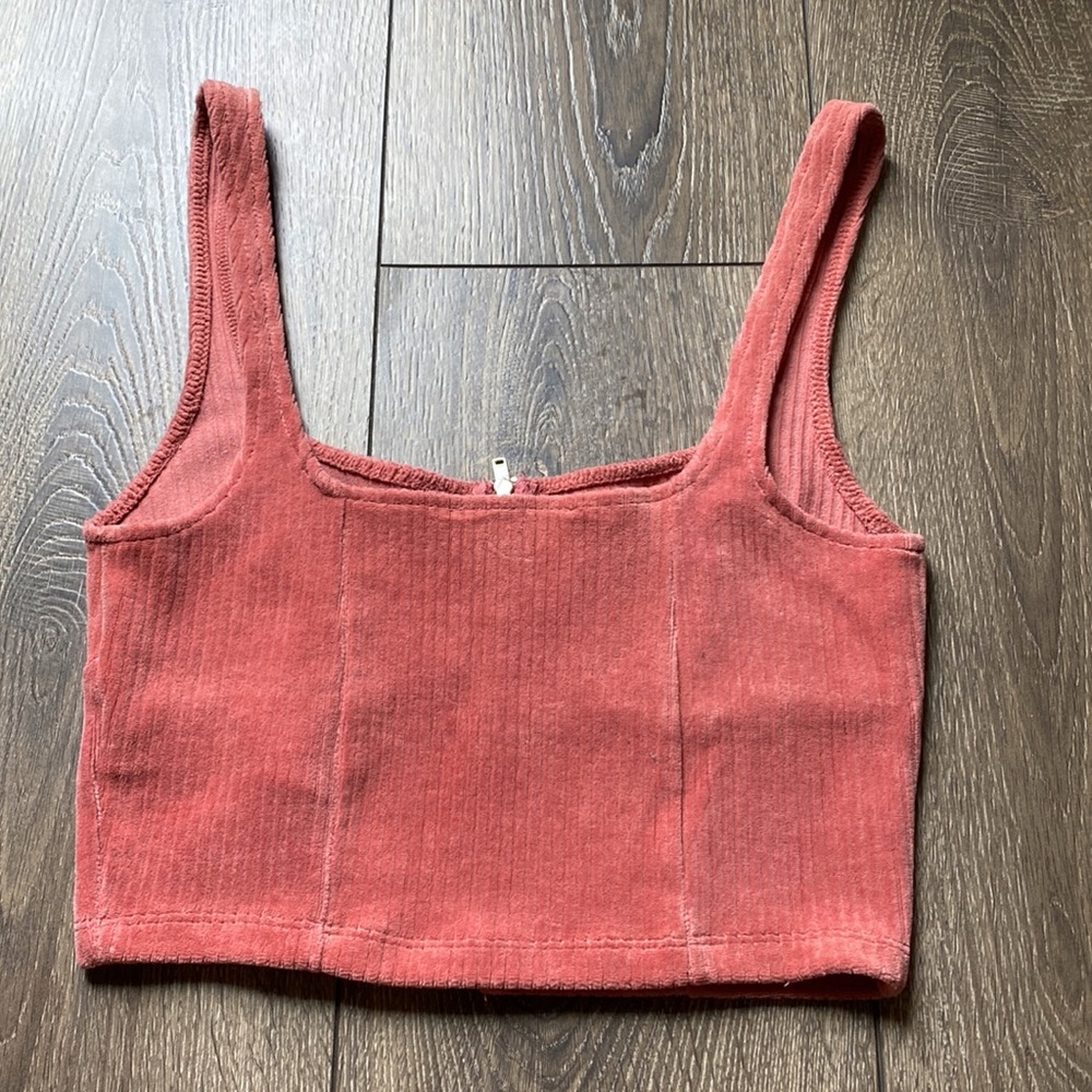 Pink forever 21 crop top - Picture 2 of 3